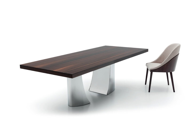 Saks Dining Table | Pietro Costantini