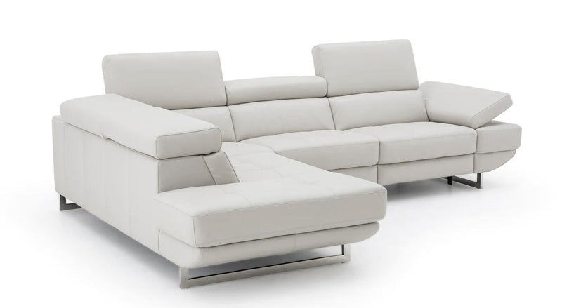 Annalaise Recliner Leather Sectional in Silver Grey | J&M Furniture