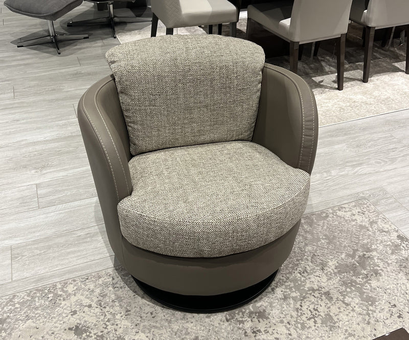 i743 Pienza Swivel/Rocking Armchair in Taupe | Incanto