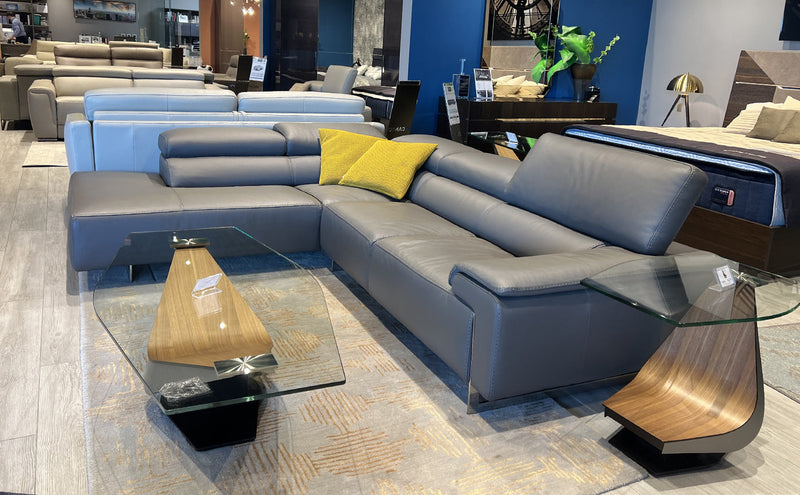 i794 Sectional Sectional | Floor Model - 30% OFF