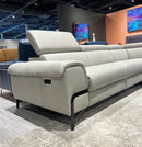 i917 Reclining Sectional | Incanto