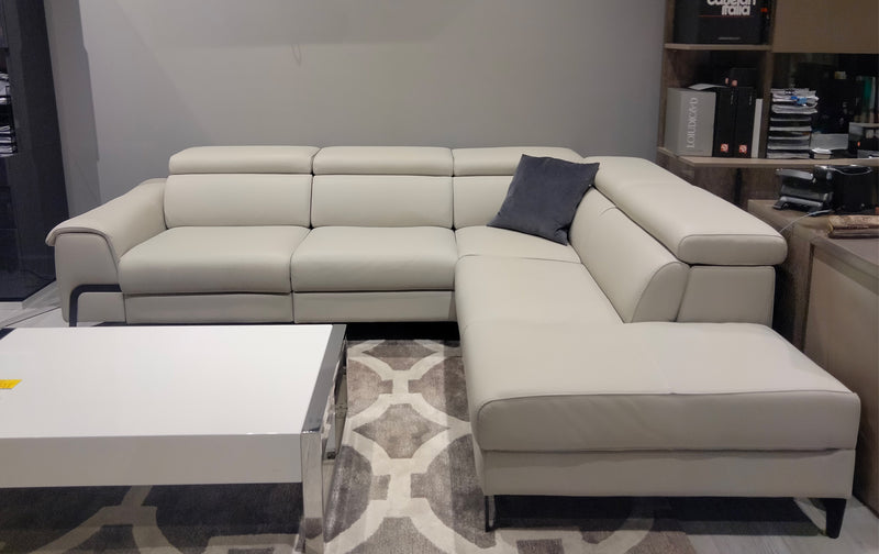 i917 Reclining Sectional | Open Box 30% OFF